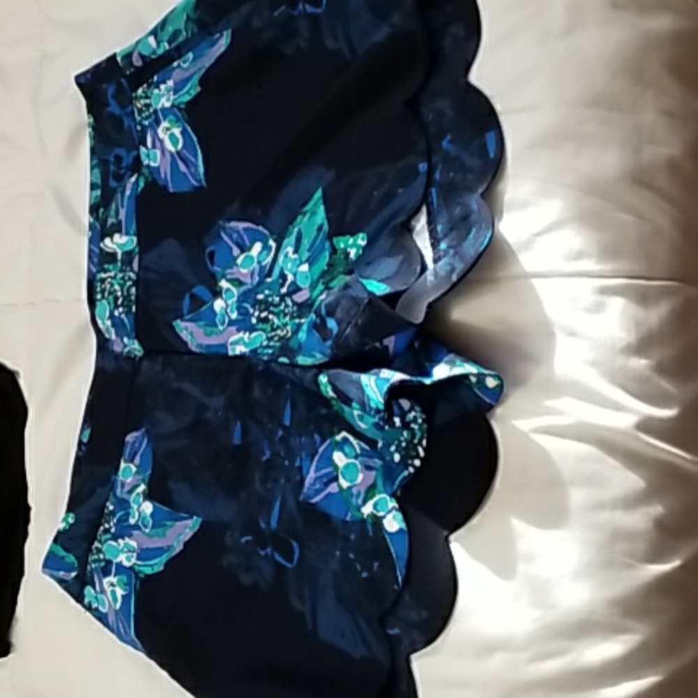 Attire dress shorts